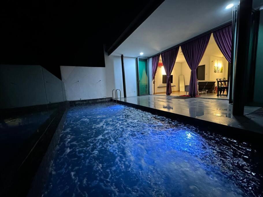 Private Pool Selangor Cyberjaya Putrajaya *